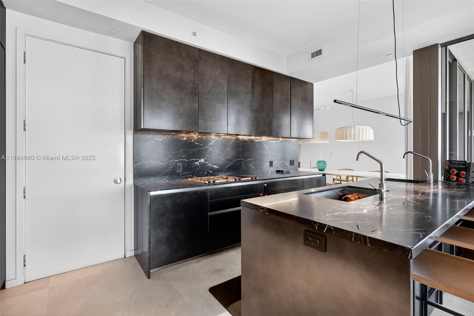 BAL HARBOUR NORTH SOUTH C - Residential Lease