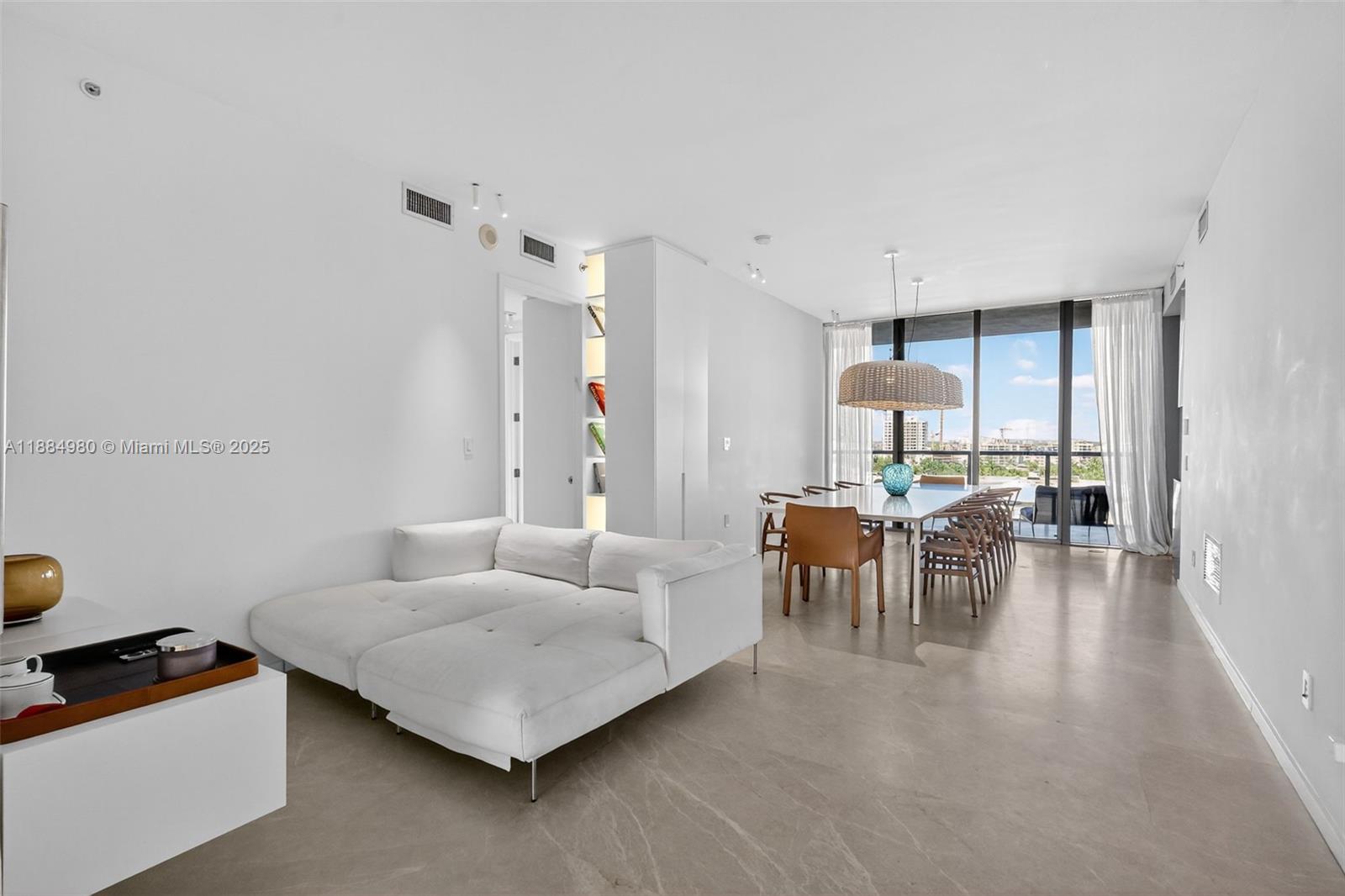 BAL HARBOUR NORTH SOUTH C - Residential Lease
