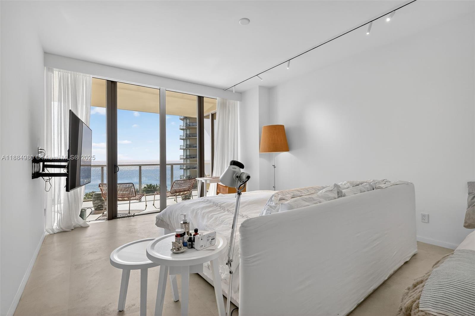 BAL HARBOUR NORTH SOUTH C - Residential Lease