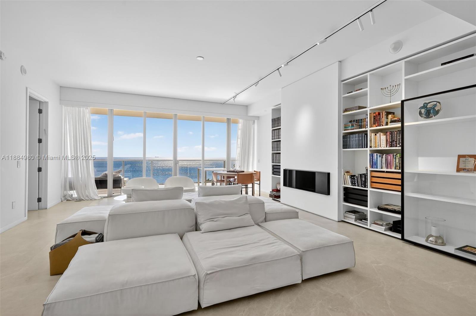 BAL HARBOUR NORTH SOUTH C - Residential Lease