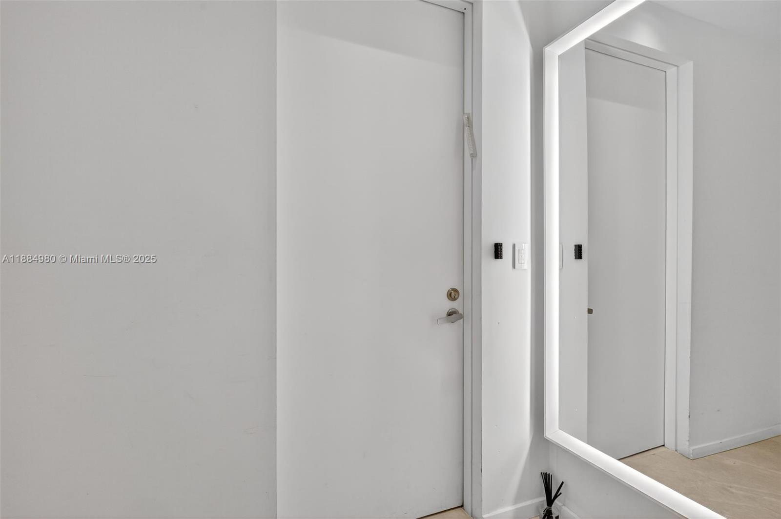 BAL HARBOUR NORTH SOUTH C - Residential Lease