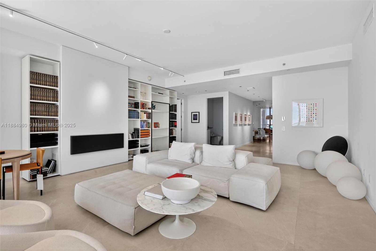 BAL HARBOUR NORTH SOUTH C - Residential Lease