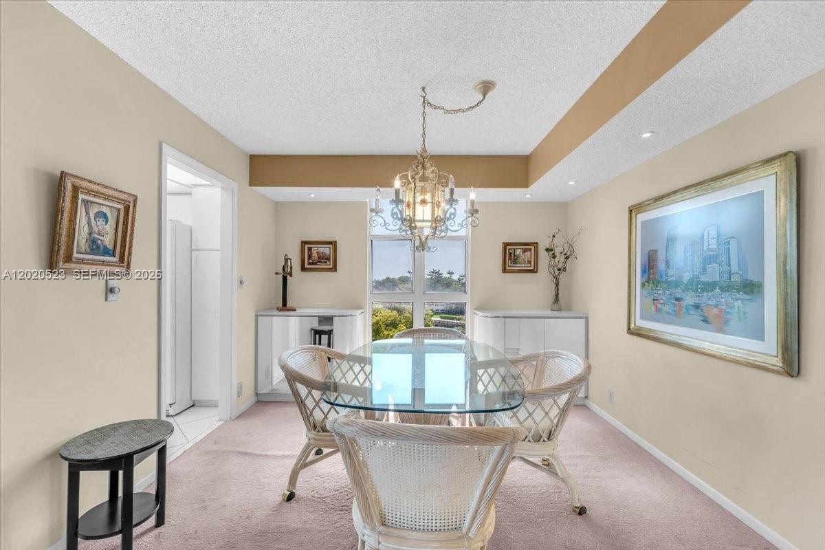 TOWERS OF QUAYSIDE CONDO - Residential
