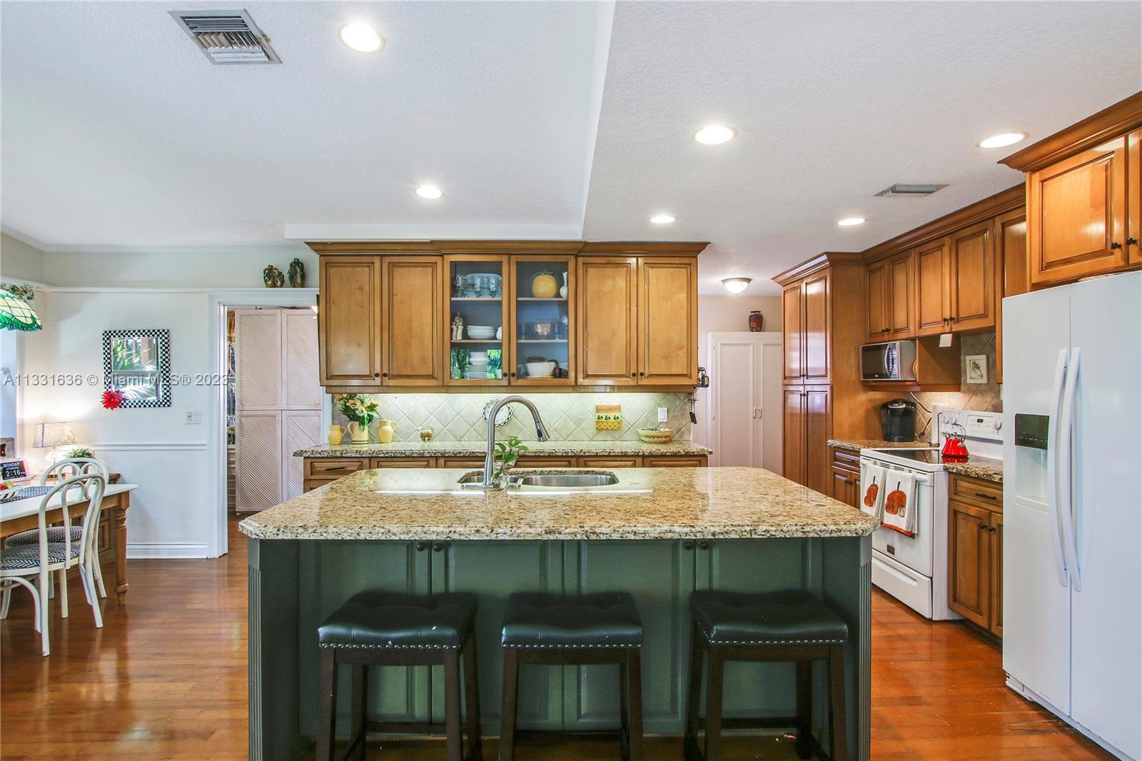 JUNO BEACH 1ST ADD - Residential