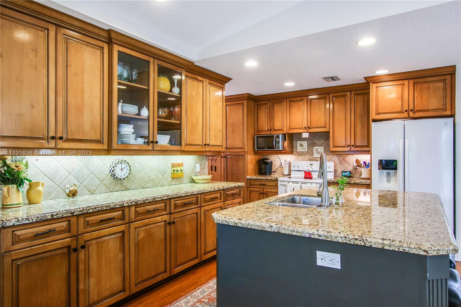 JUNO BEACH 1ST ADD - Residential