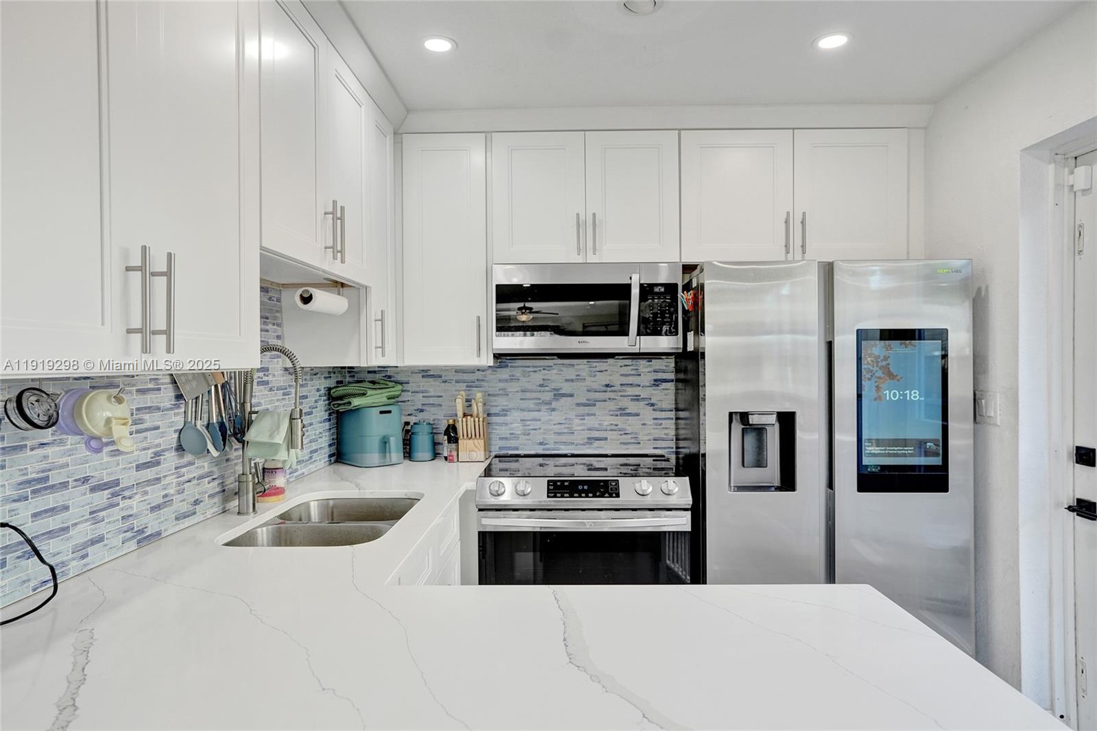 CORAL RIDGE LANDINGS II C - Residential