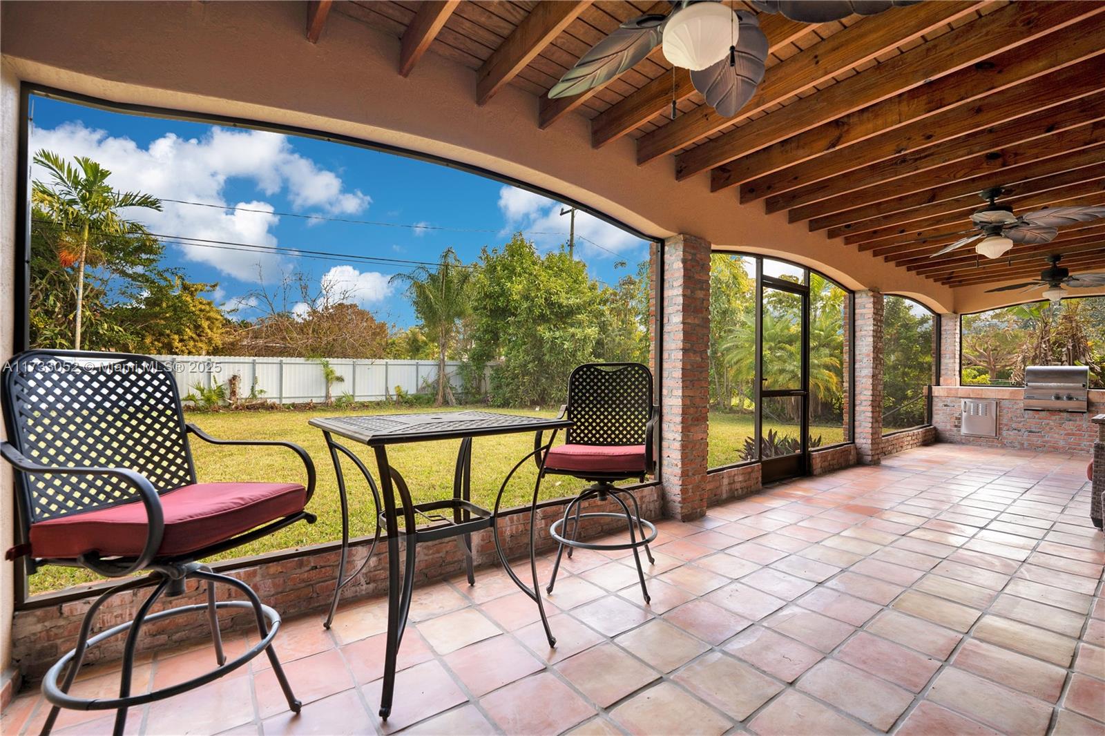 KENDALL ESTATES - Residential
