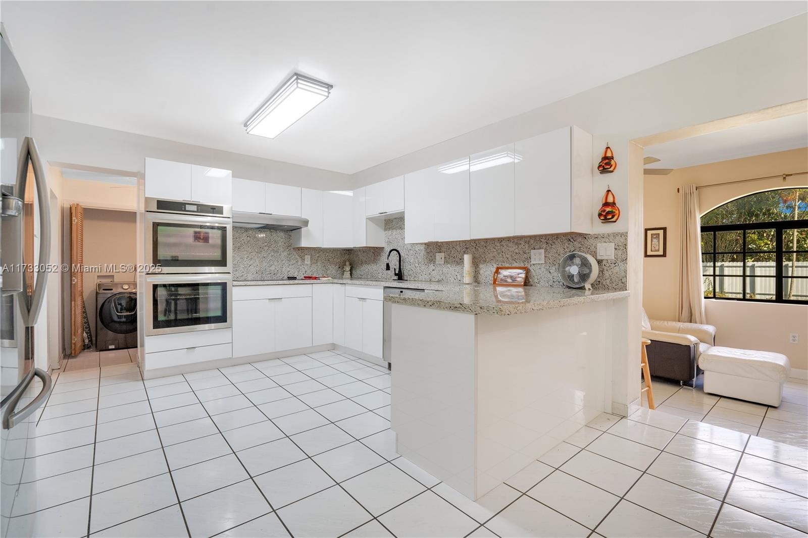 KENDALL ESTATES - Residential