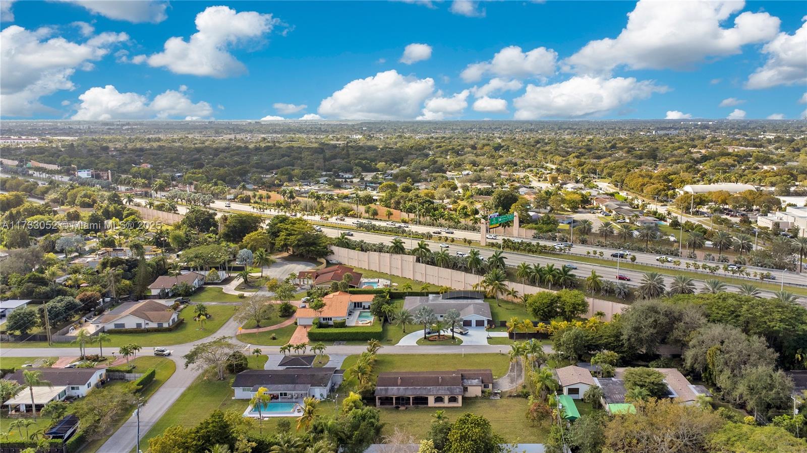 KENDALL ESTATES - Residential
