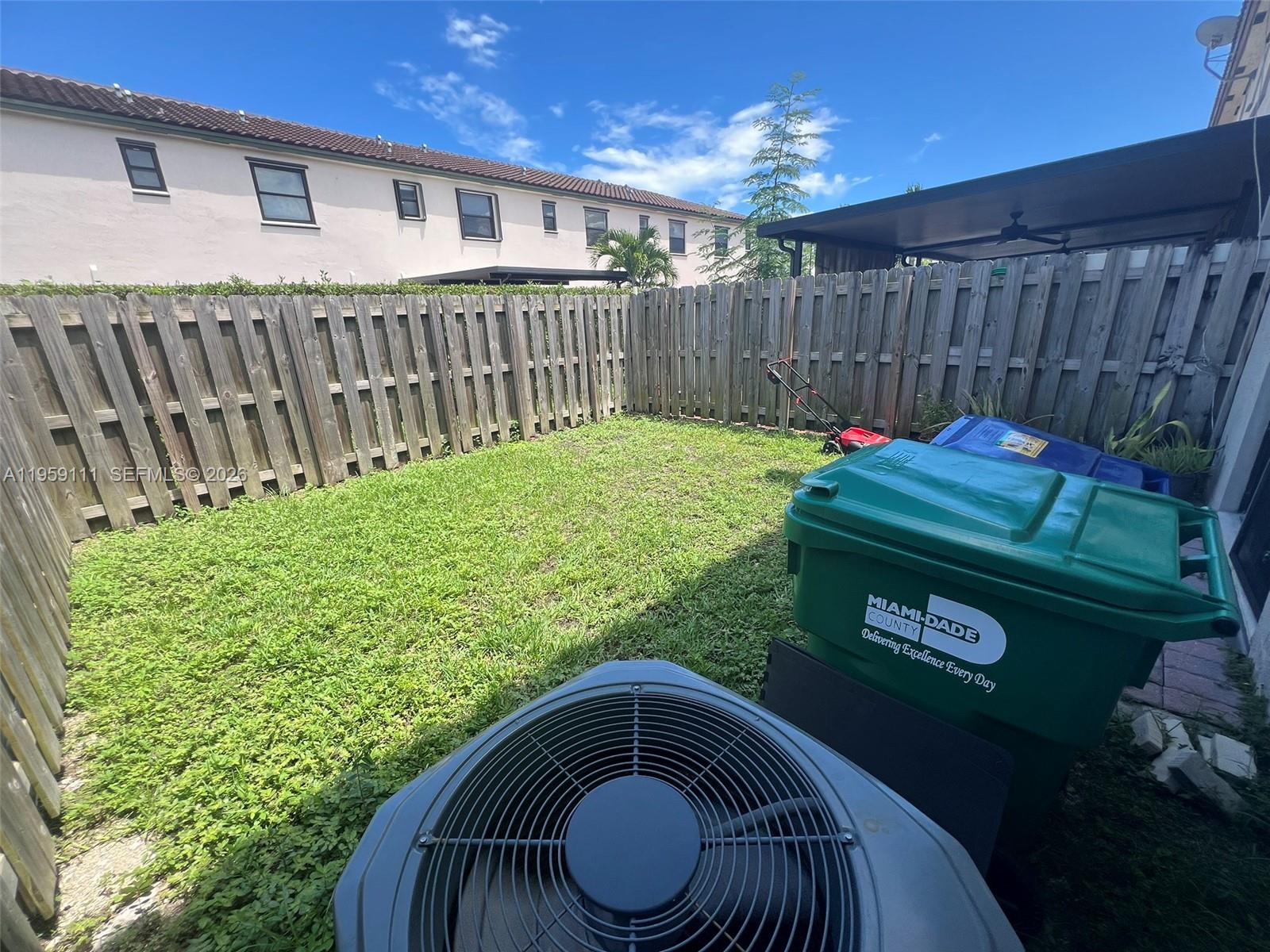 COCO PALM ESTATES - Residential