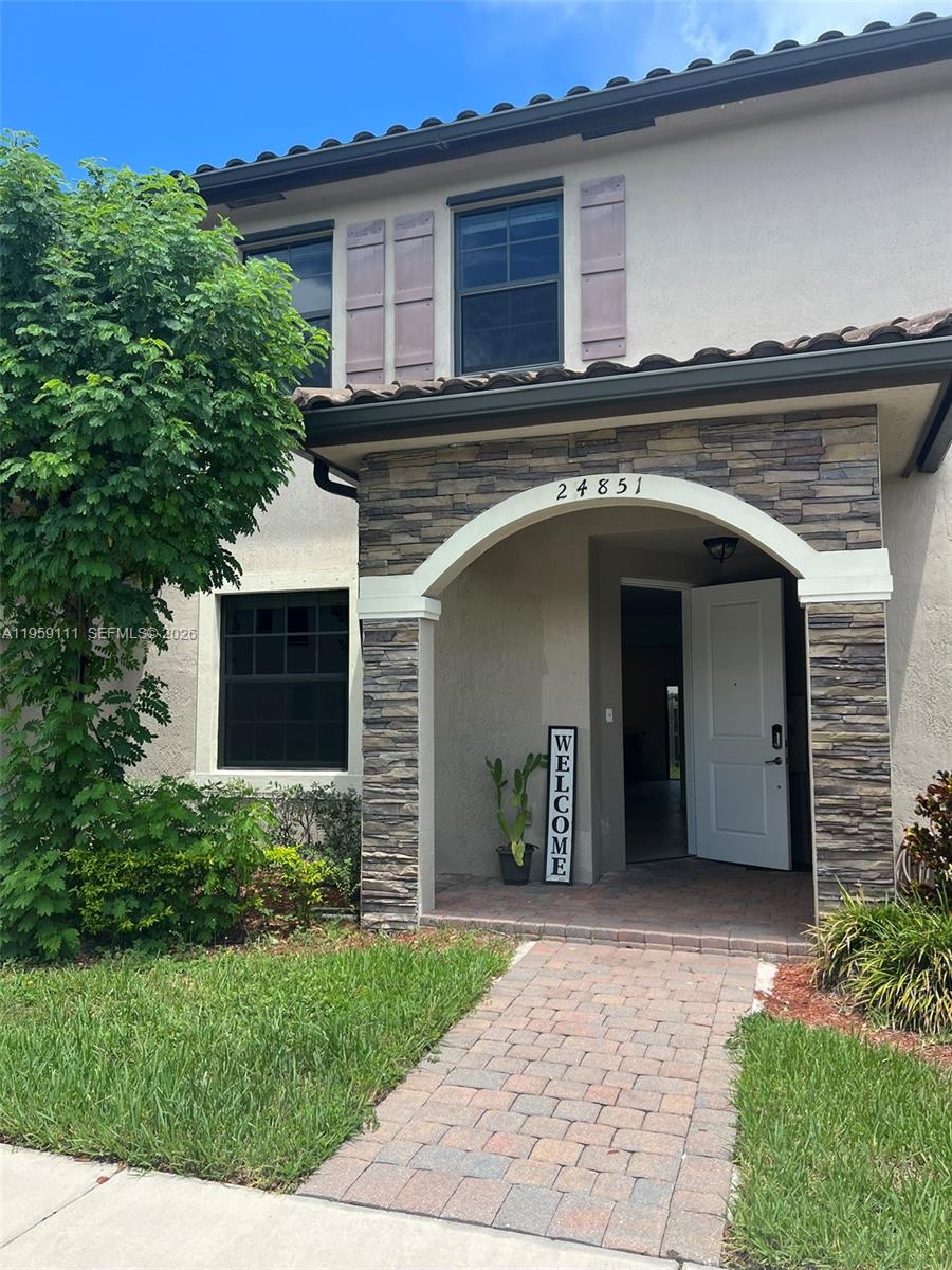 COCO PALM ESTATES - Residential