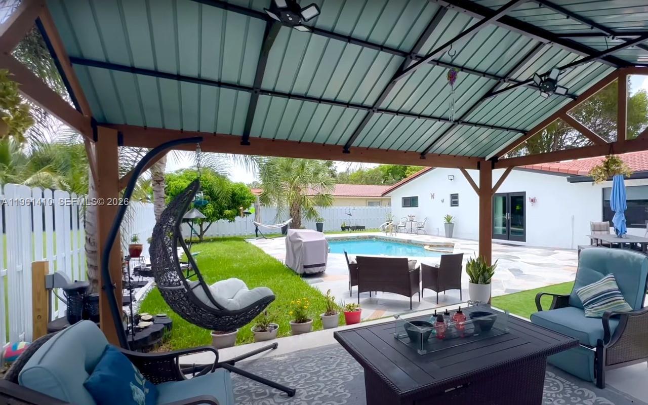 RAMBLEWOOD SOUTH - Residential