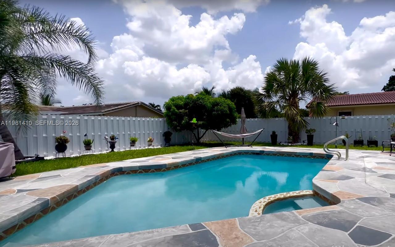 RAMBLEWOOD SOUTH - Residential