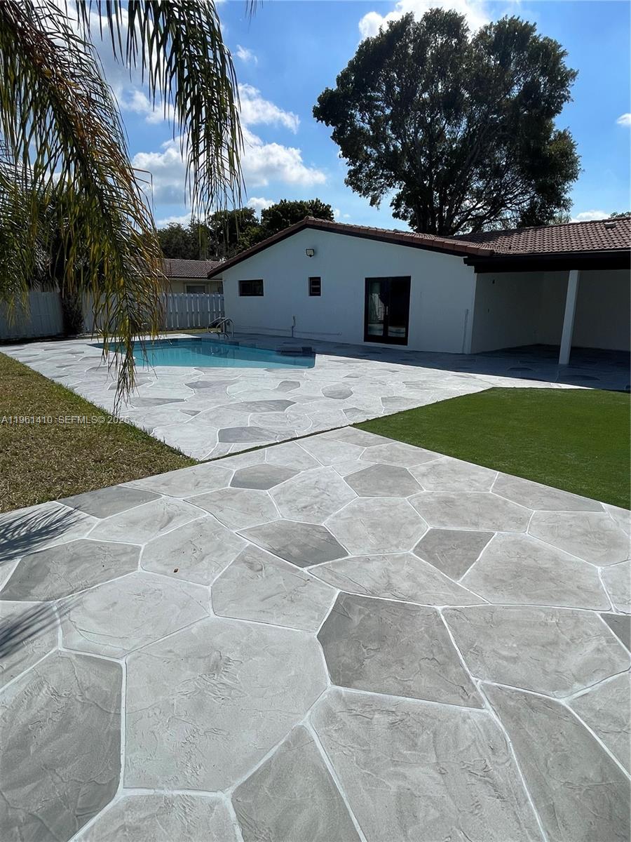 RAMBLEWOOD SOUTH - Residential