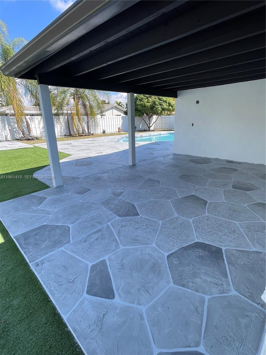 RAMBLEWOOD SOUTH - Residential