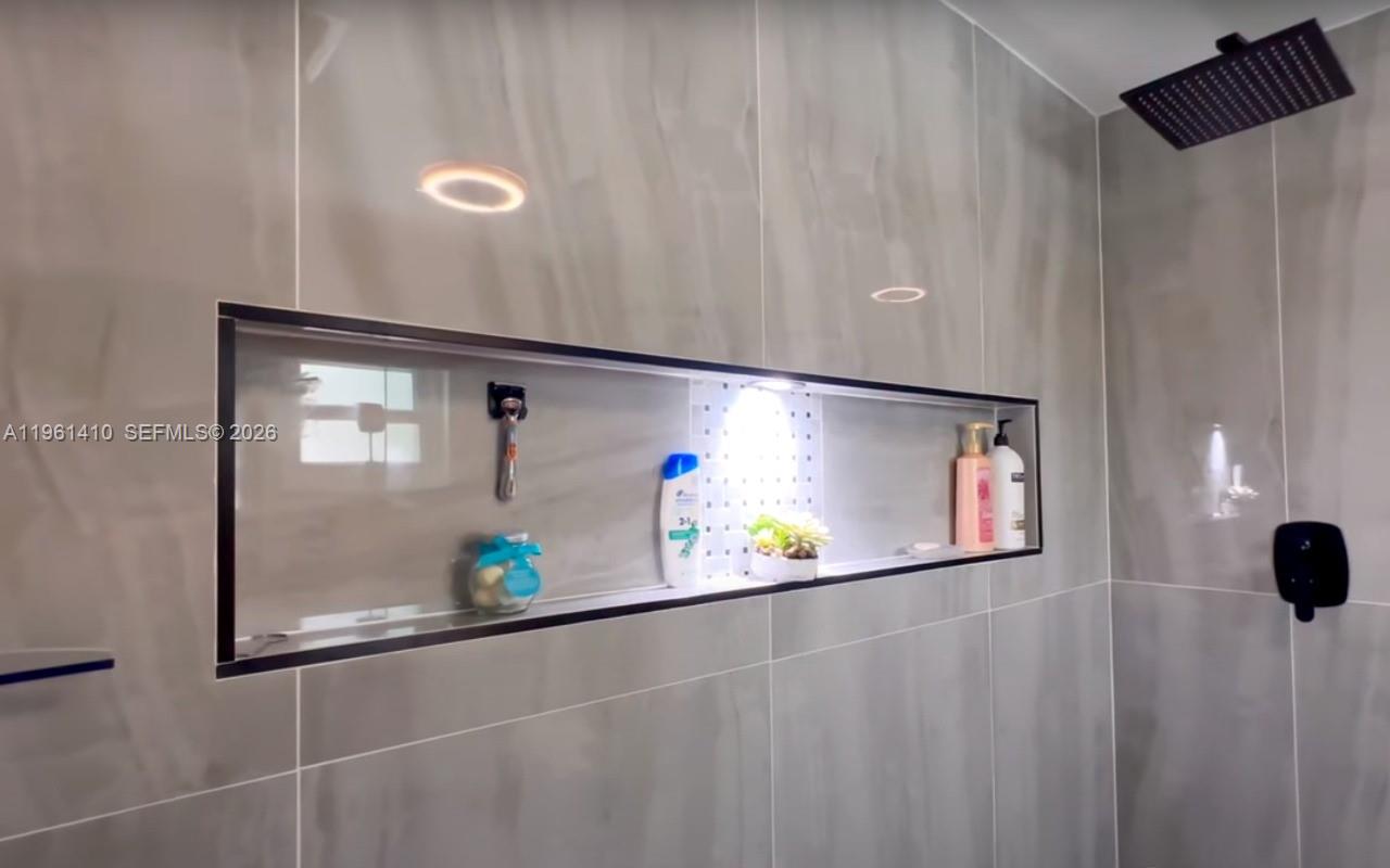 RAMBLEWOOD SOUTH - Residential