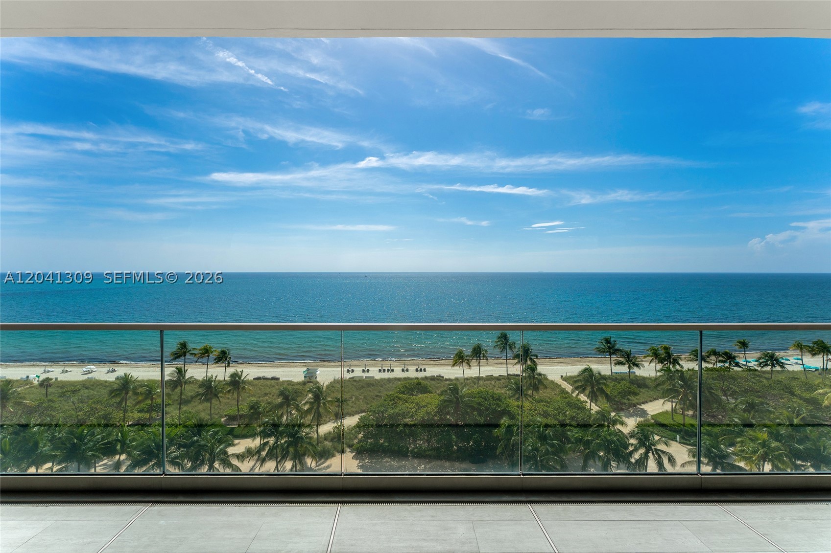 10201 Collins Ave 906