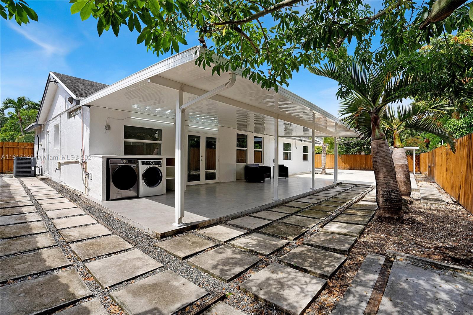 CORAL WOODS - Residential Lease