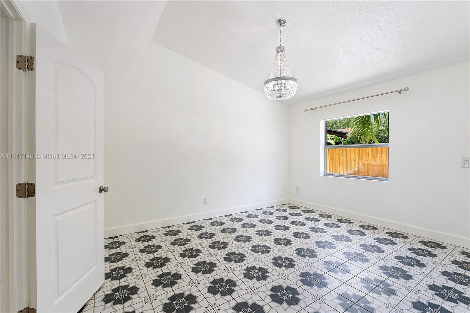 CORAL WOODS - Residential Lease