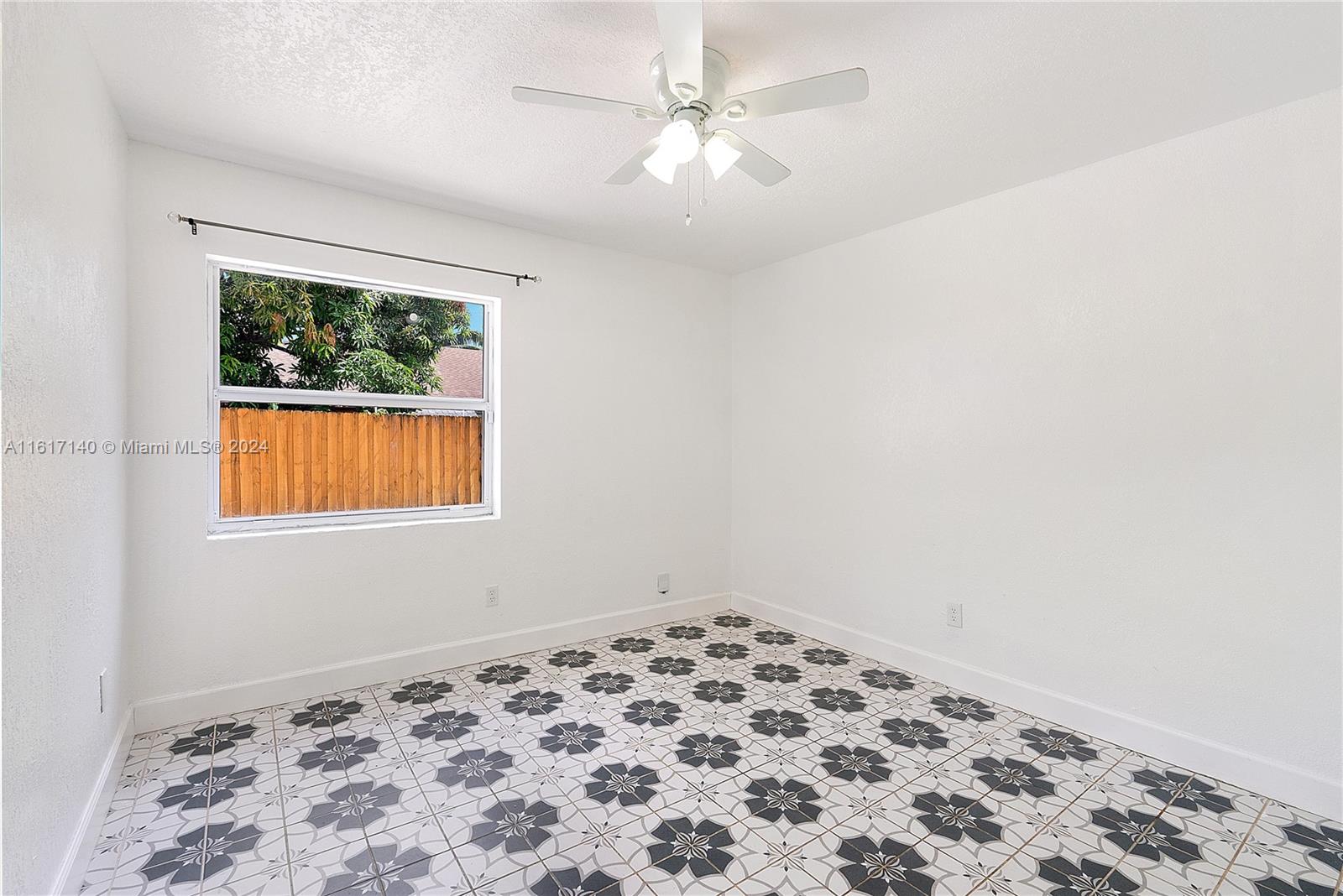 CORAL WOODS - Residential Lease