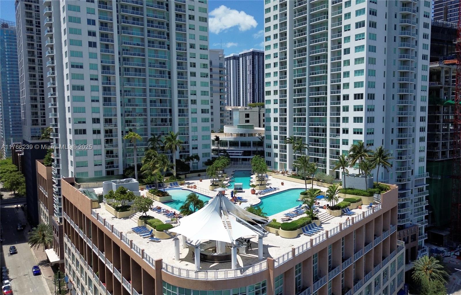 253 Ne 2nd St 906, Miami, Broward County, Florida - 1 Bedrooms  
1 Bathrooms - 