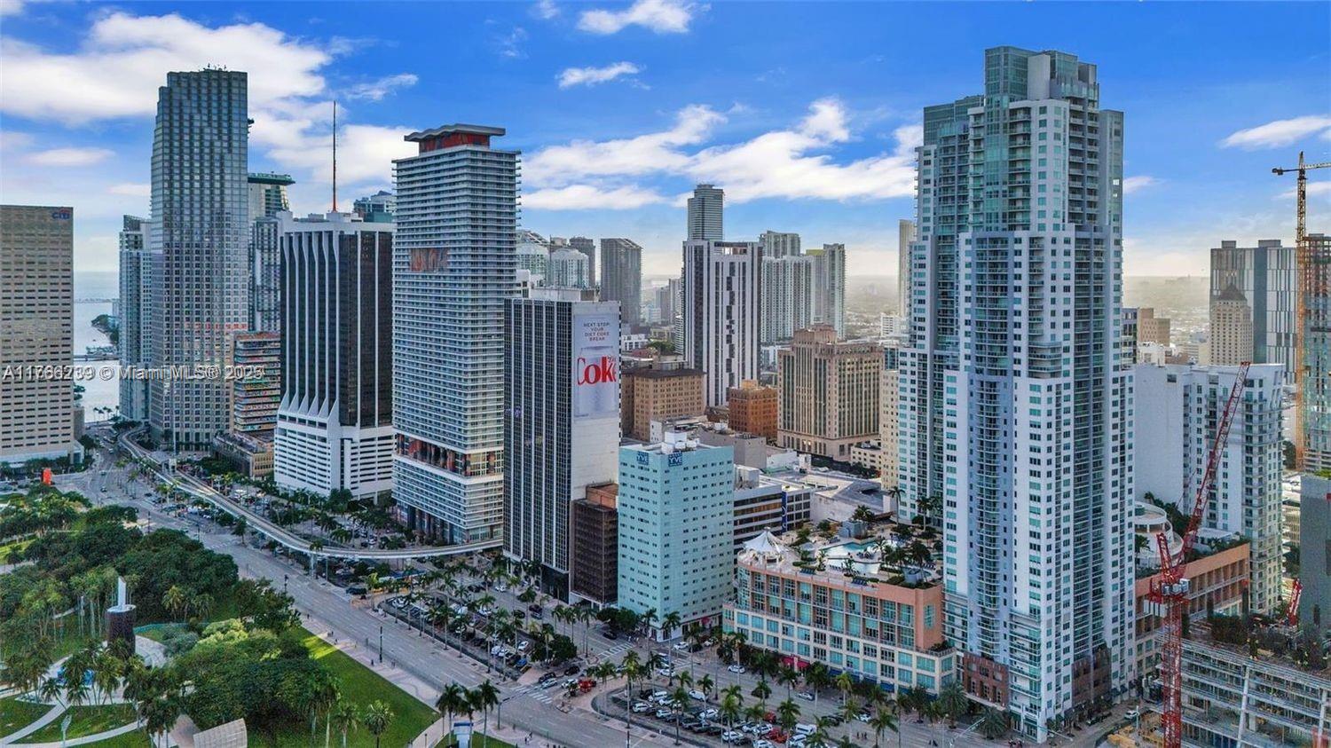 Rental Property at 253 Ne 2nd St 906, Miami, Broward County, Florida - Bedrooms: 1 
Bathrooms: 1  - $2,900 MO.