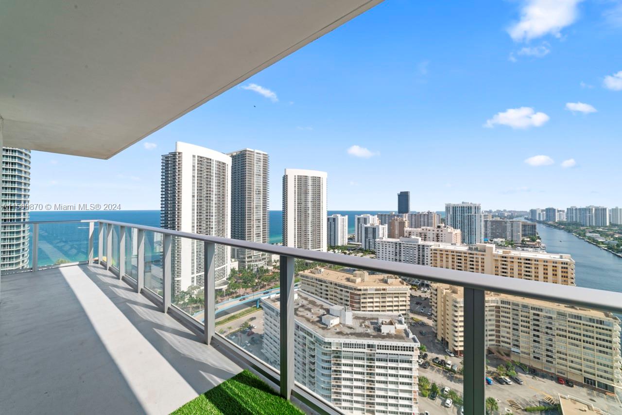 4010 SOUTH OCEAN CONDO - Residential Lease