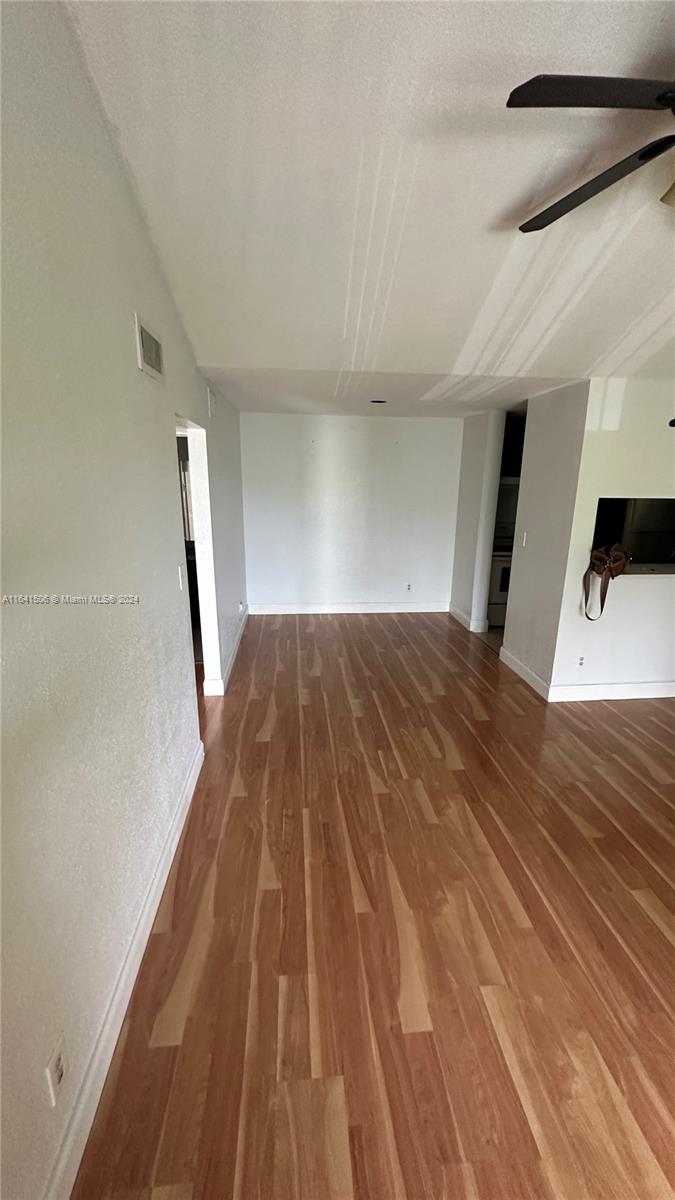 SAVANNAH AT RIVERSIDE CON - Residential Lease