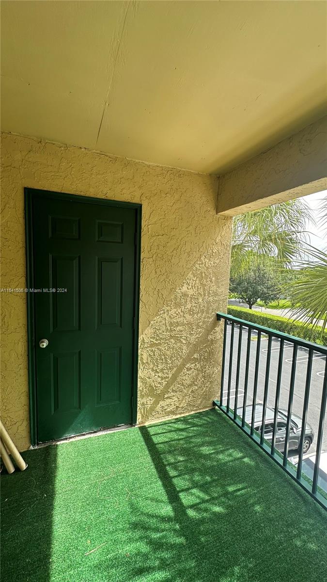 SAVANNAH AT RIVERSIDE CON - Residential Lease