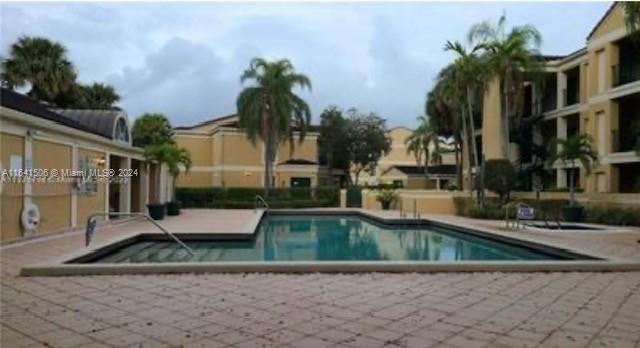 SAVANNAH AT RIVERSIDE CON - Residential Lease