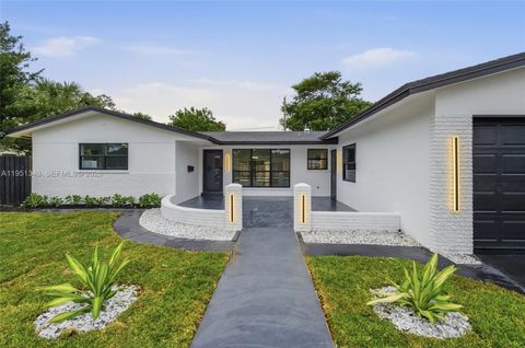 4711 NE 18th Ave Oakland Park FL 33334