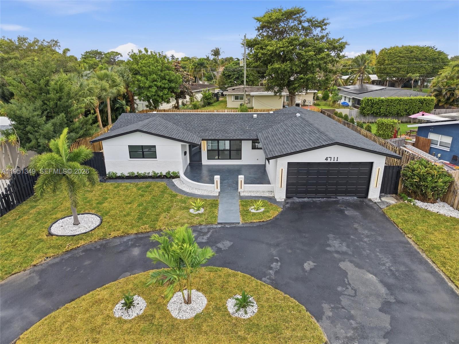 FLORANADA RIDGE SEC - Residential