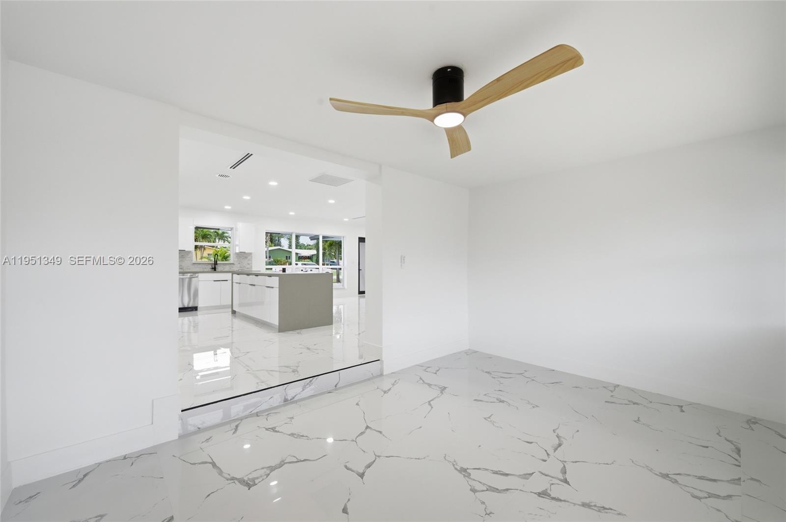 FLORANADA RIDGE SEC - Residential