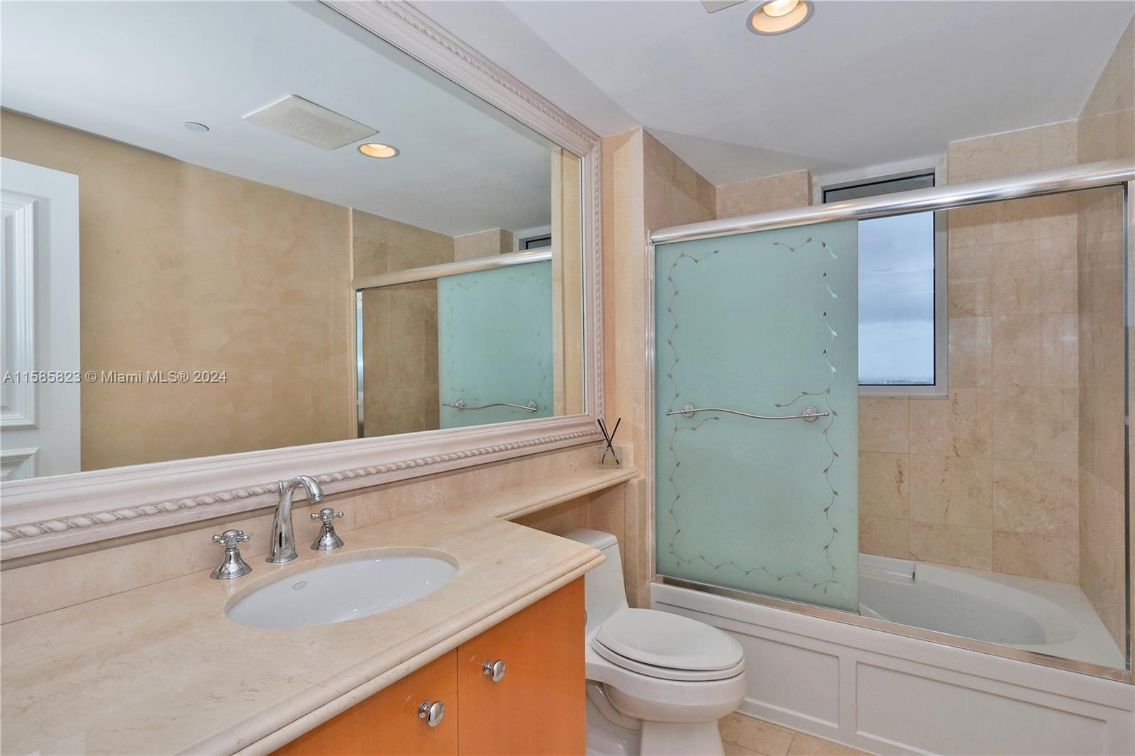 ACQUALINA - Residential