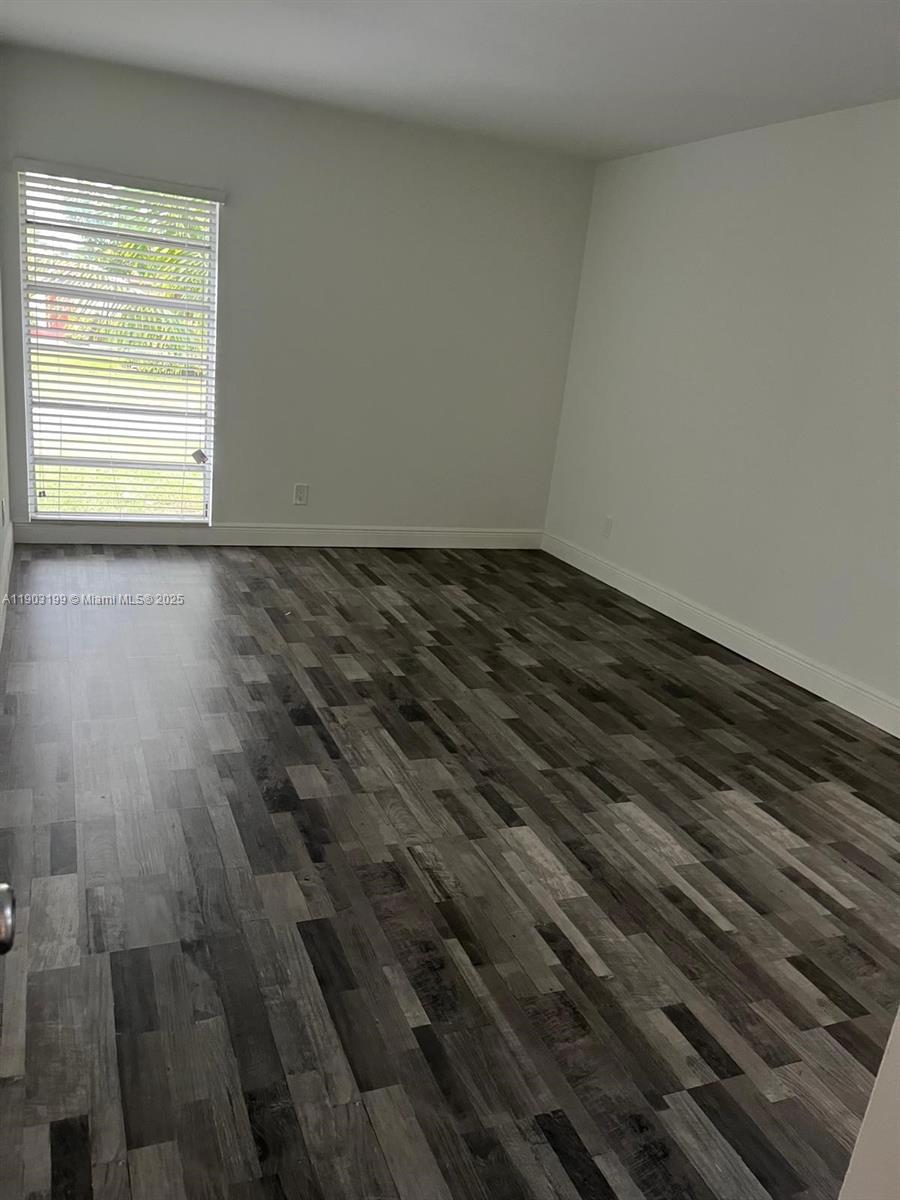 MAINLANDS OF TAMARAC LAKE - Residential Lease