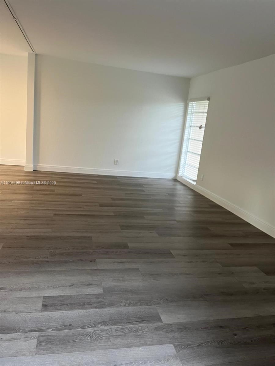 MAINLANDS OF TAMARAC LAKE - Residential Lease