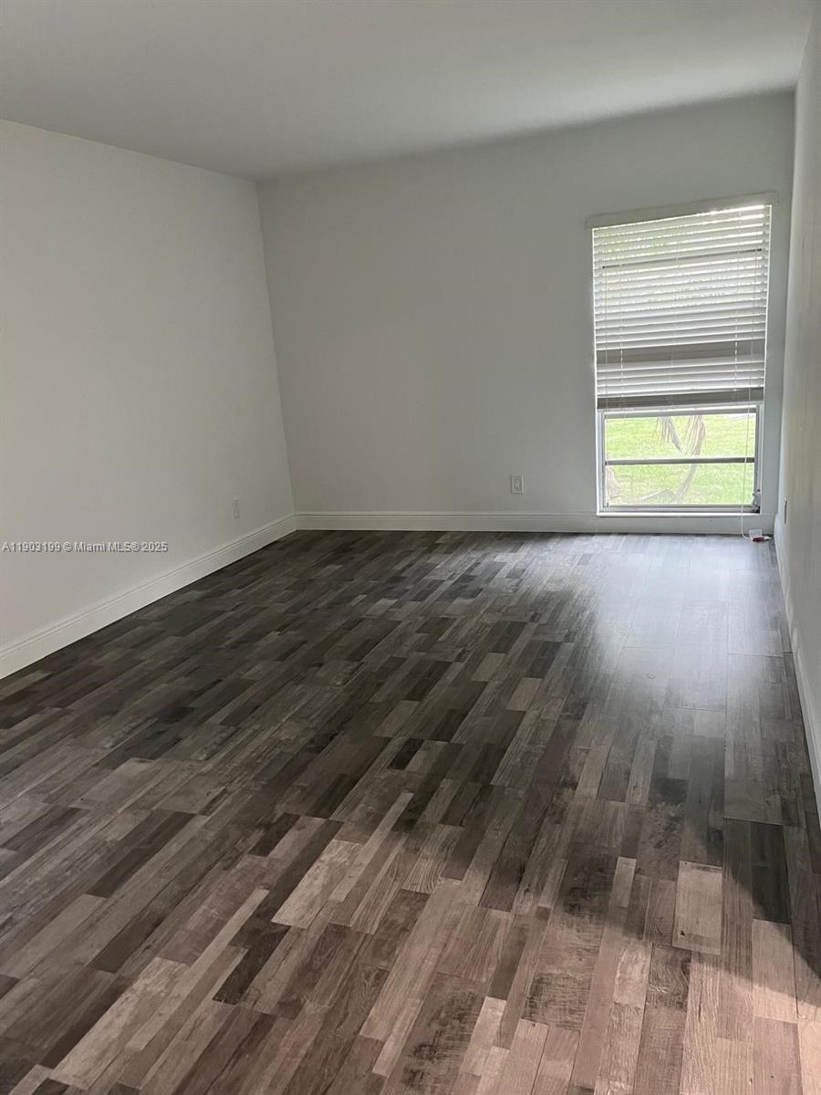 MAINLANDS OF TAMARAC LAKE - Residential Lease