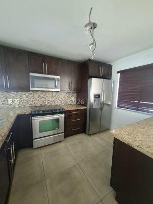 320 RACQUET CLUB RD APT 104, WESTON, FL 33326 - Image 37de5dce4431cc23bee2e49d7157593e/1387451656