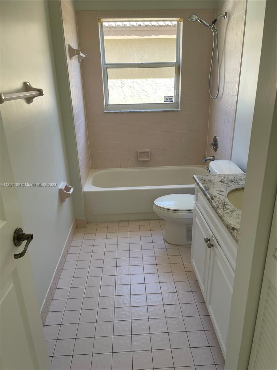 SILVER LAKES PHASE II REP - Residential Lease