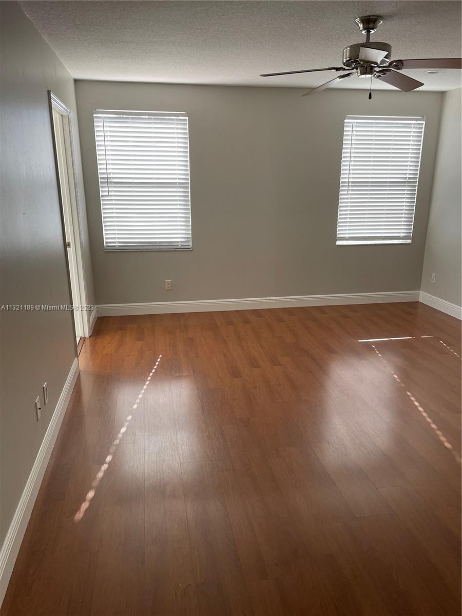 SILVER LAKES PHASE II REP - Residential Lease