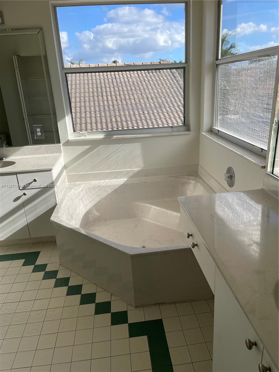 SILVER LAKES PHASE II REP - Residential Lease