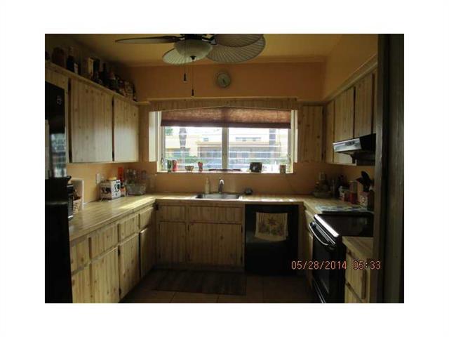 ISLE OF NORMANDY MIAMI VI - Residential Lease