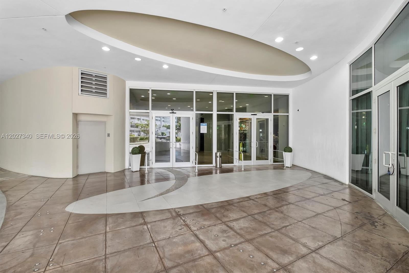 OPERA TOWER CONDO - Residential