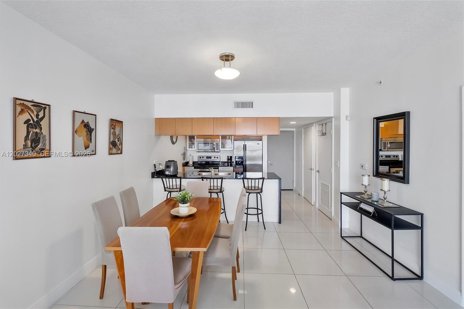 OPERA TOWER CONDO - Residential