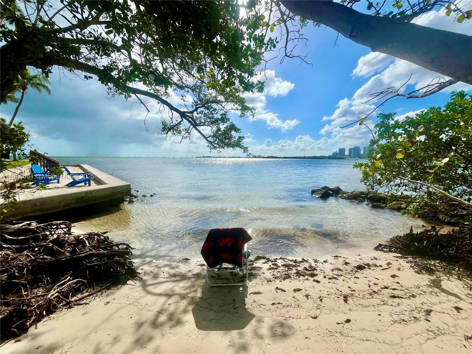 GROVE ISLE - Residential