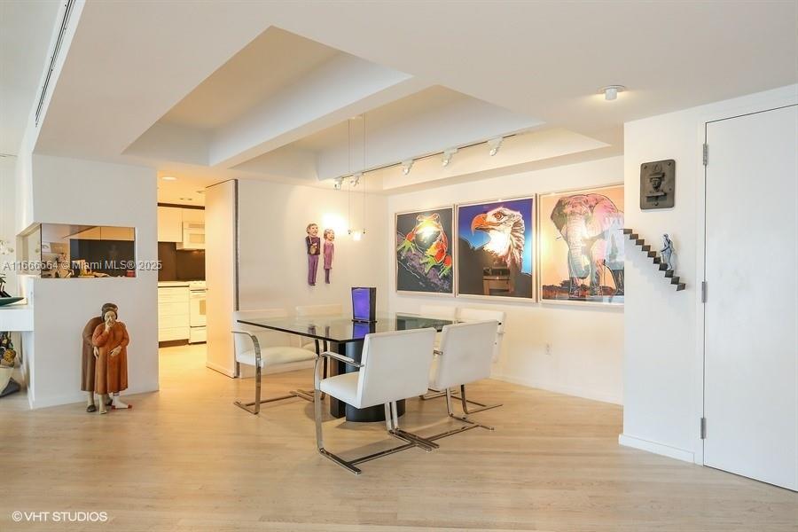 GROVE ISLE - Residential