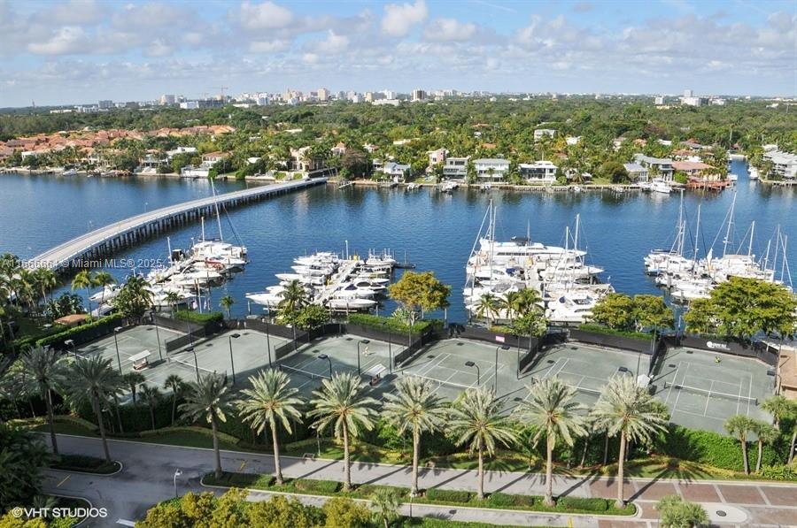 GROVE ISLE - Residential