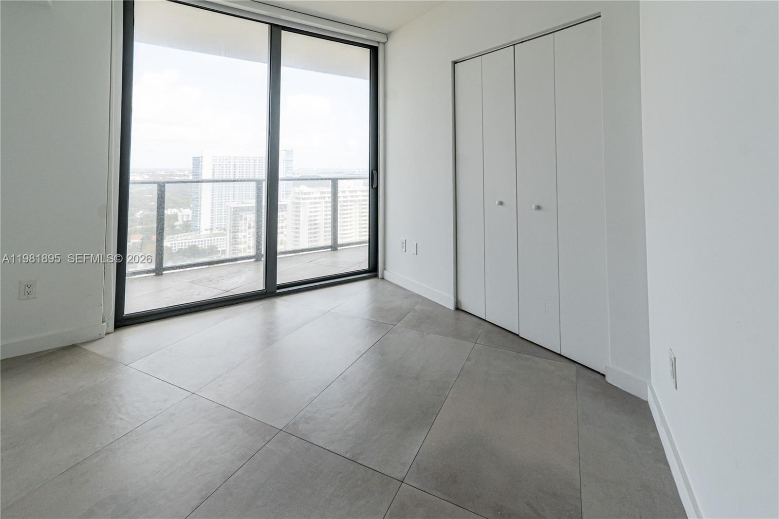 PARAISO BAYVIEWS CONDO - Residential Lease