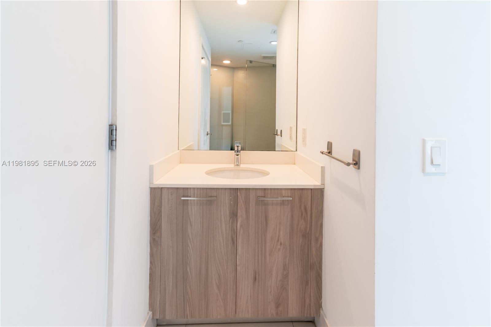 PARAISO BAYVIEWS CONDO - Residential Lease