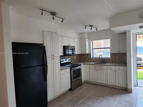 MLS: A11802604